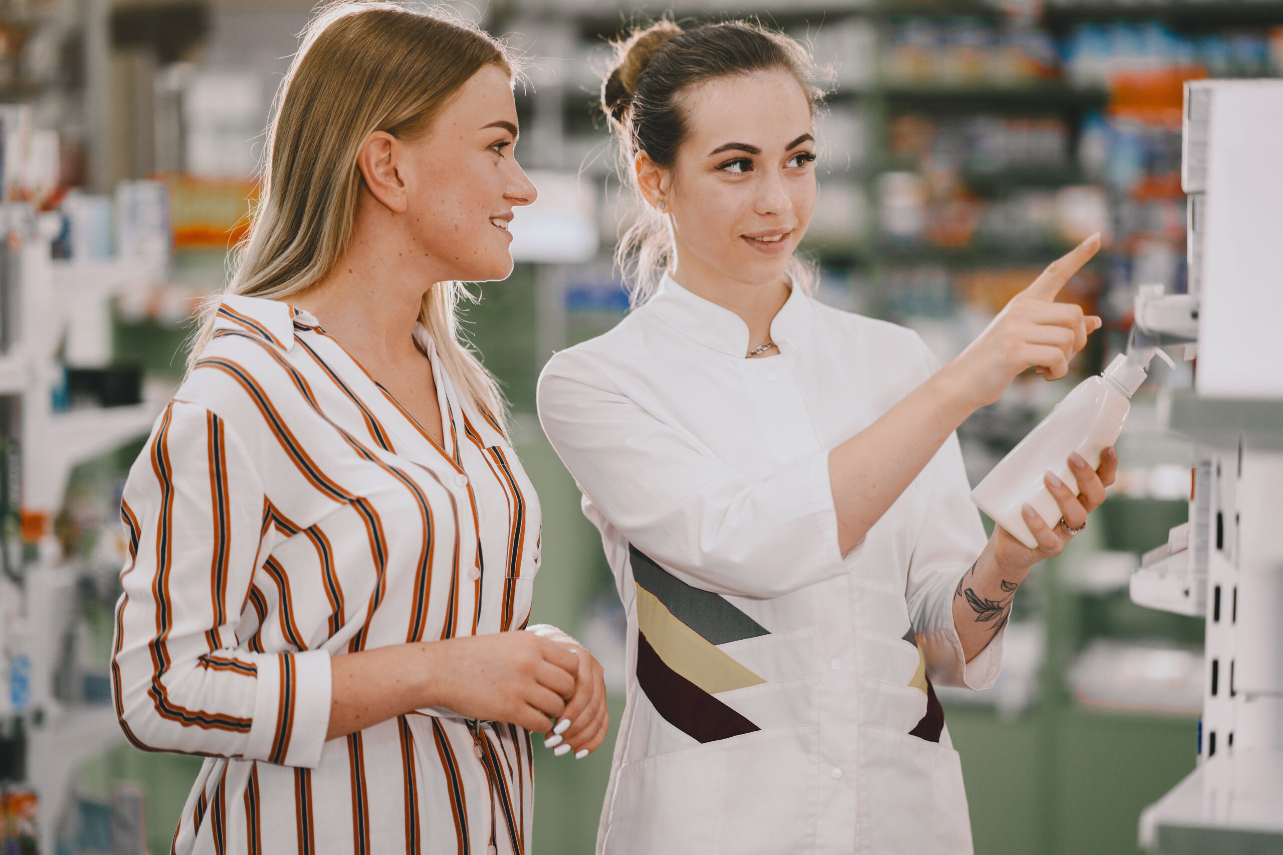 In order to control lice infestations, pharmacists are essential since they:<br />
•	Educating people about treatment choices and preventive<br />
•	Suggesting efficient over-the-counter remedies<br />
•	Telling individuals to get help from a doctor if OTC remedies don't work or if they exhibit symptoms of a subsequent infection<br />
